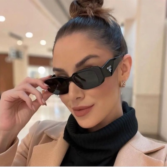 🌻PRADA rectangle spr17w sunglasses 🌸 - Picture 4 of 14